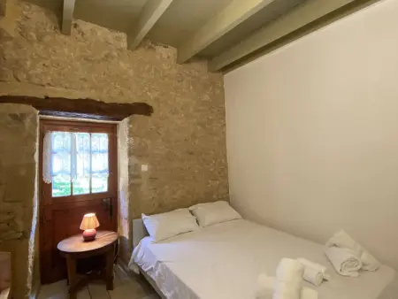 Maison en pierres avec piscine et accès direct à la Dordogne : photo 15