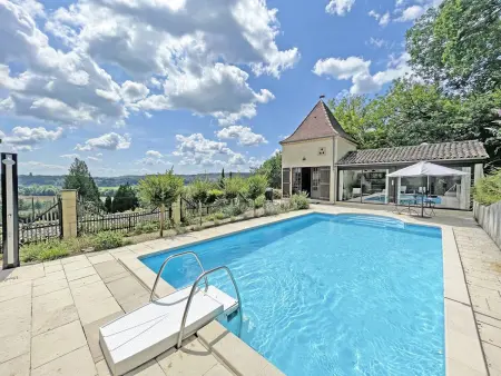 Pigeonnier avec piscine privée au sel à Trémolat, Dordogne : photo 2