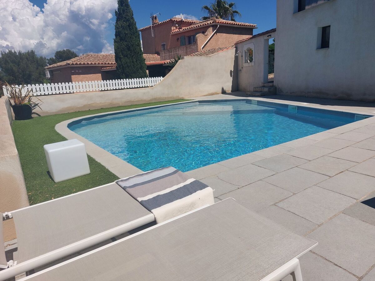 Bleu Azur - Appartement 3 pièces avec piscine à Six Fours - Photo 26