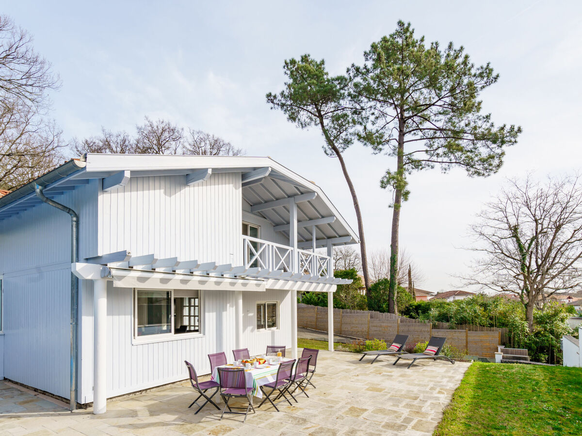 Villa Iturria à Anglet – piscine chauffée et jardin de 9 500 m² - Photo 6