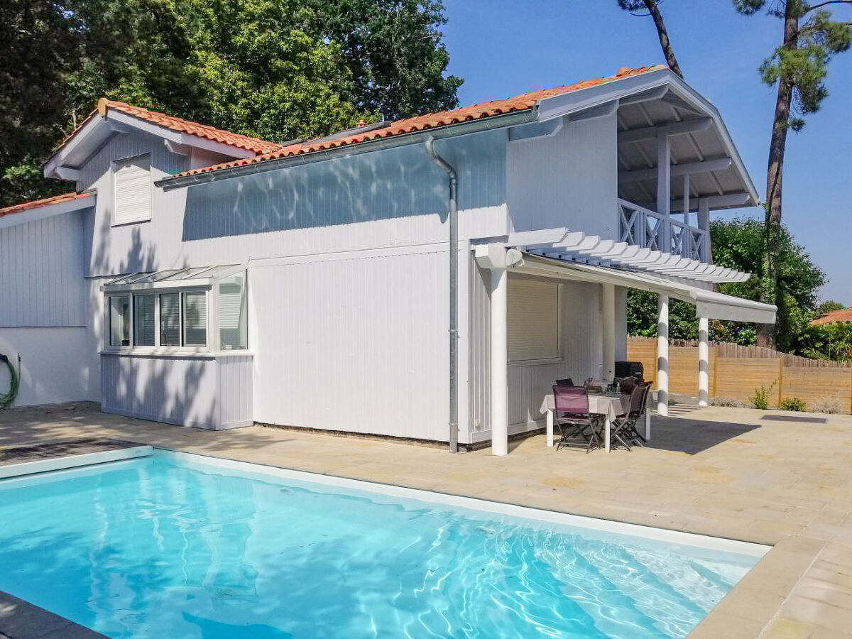 Villa Iturria à Anglet – piscine chauffée et jardin de 9 500 m² - Photo 13