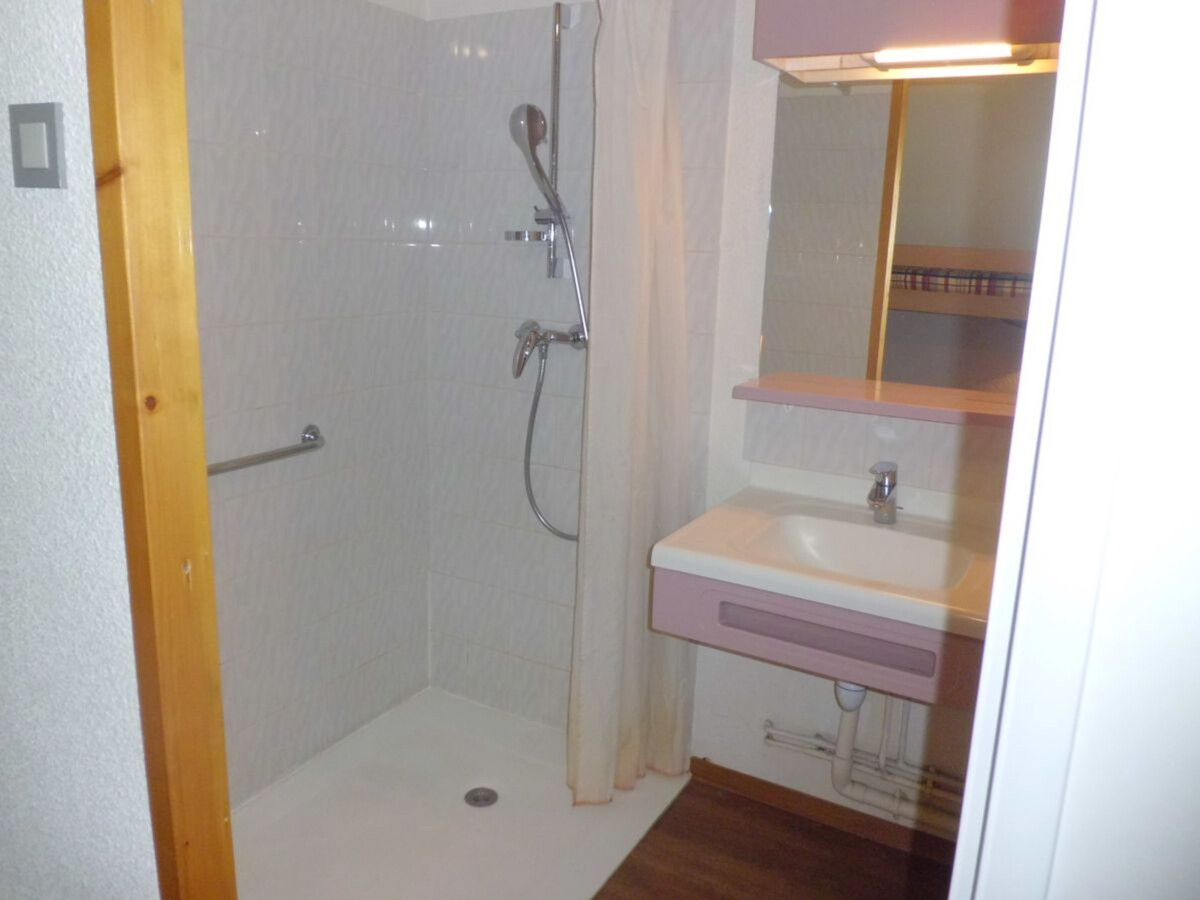 Studio PMR 25 m² avec balcon à Brides-les-Bains - Photo 7