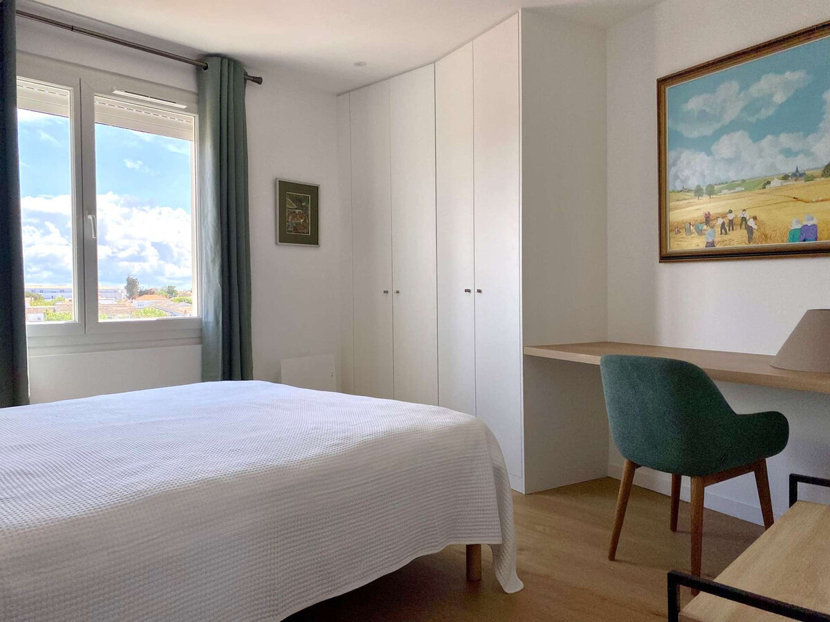 Appartement rénové 4e étage, vue port à Saint-Gilles-Croix-de-Vie - Photo 10