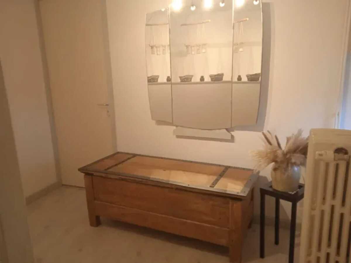 Maison 100 m² avec jardin et barbecue à Charron - Photo 8