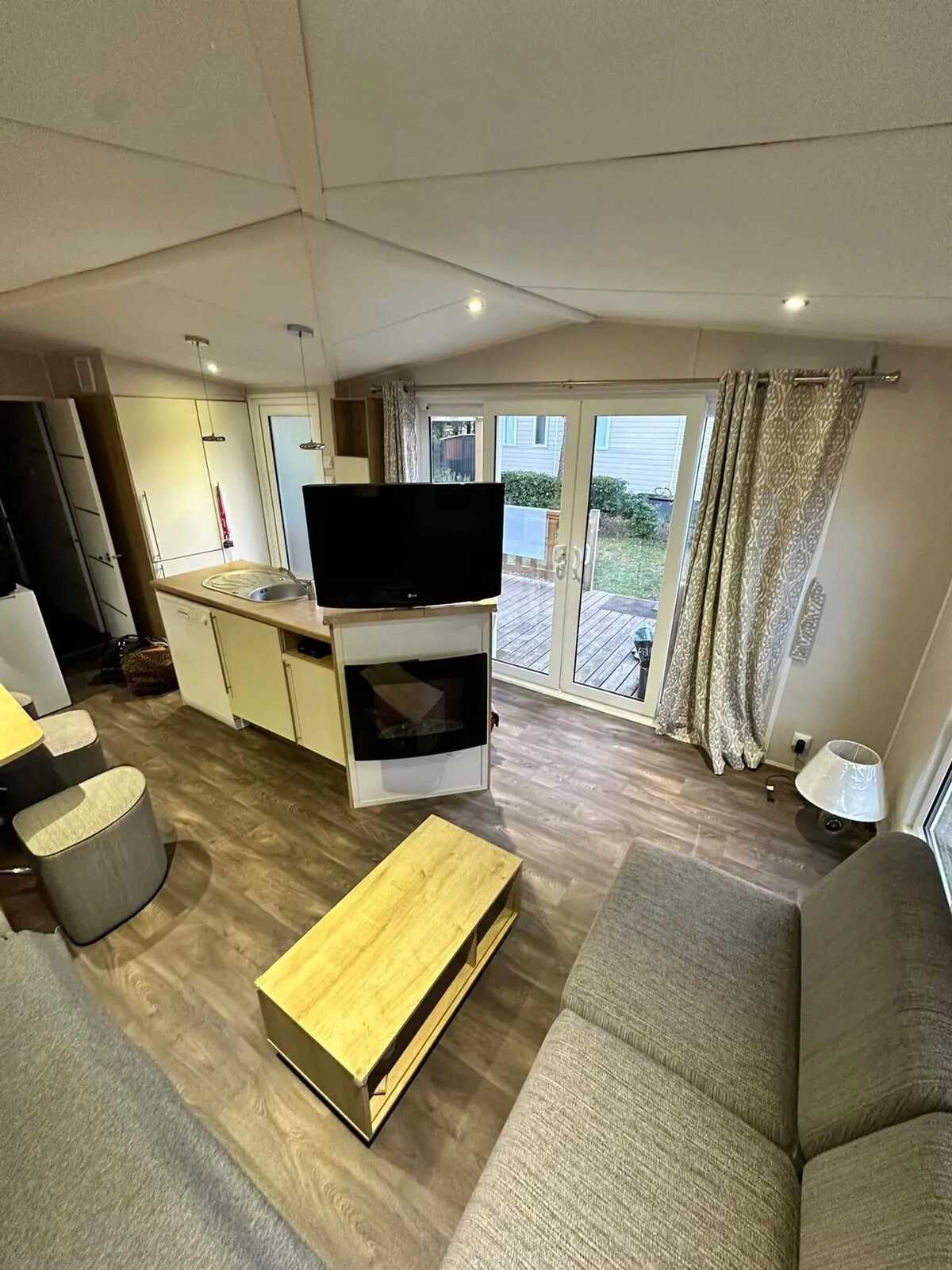 Bungalow 6 personnes à Saint-Jean-de-Monts, piscine et terrasse - Photo 4