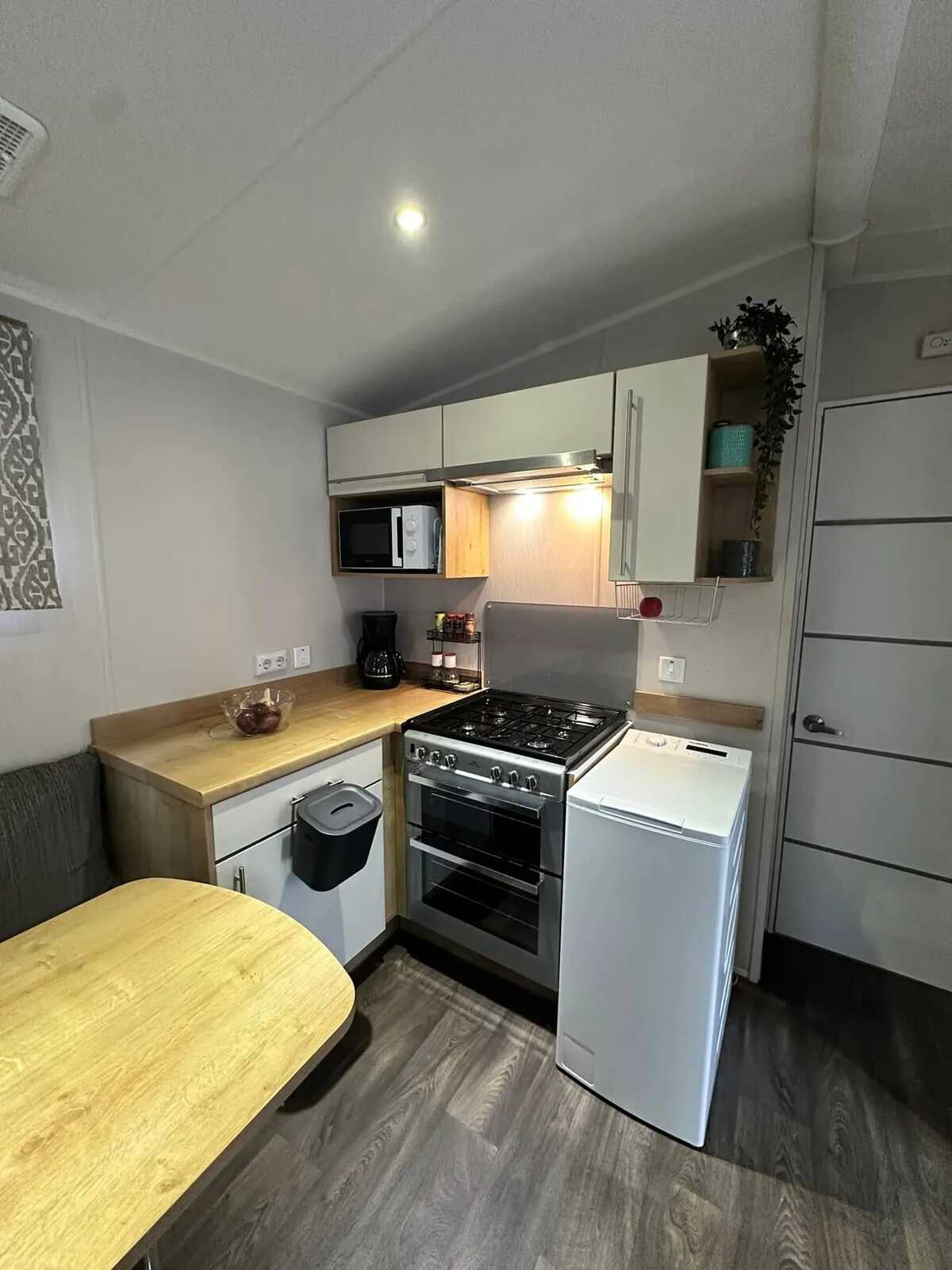 Bungalow 6 personnes à Saint-Jean-de-Monts, piscine et terrasse - Photo 10