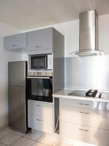 Appartement familial avec jardin clos et vue mer au Robert : photo 6