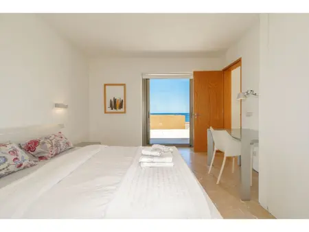 Villa Enigma – 9 personnes, piscine et vue mer : photo 12