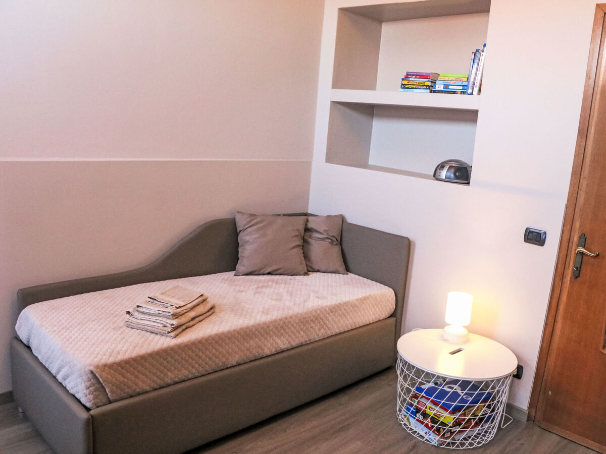 Appartement Bac 1 à Mergozzo, terrasse 30 m² à 100 m du lac - Photo 16