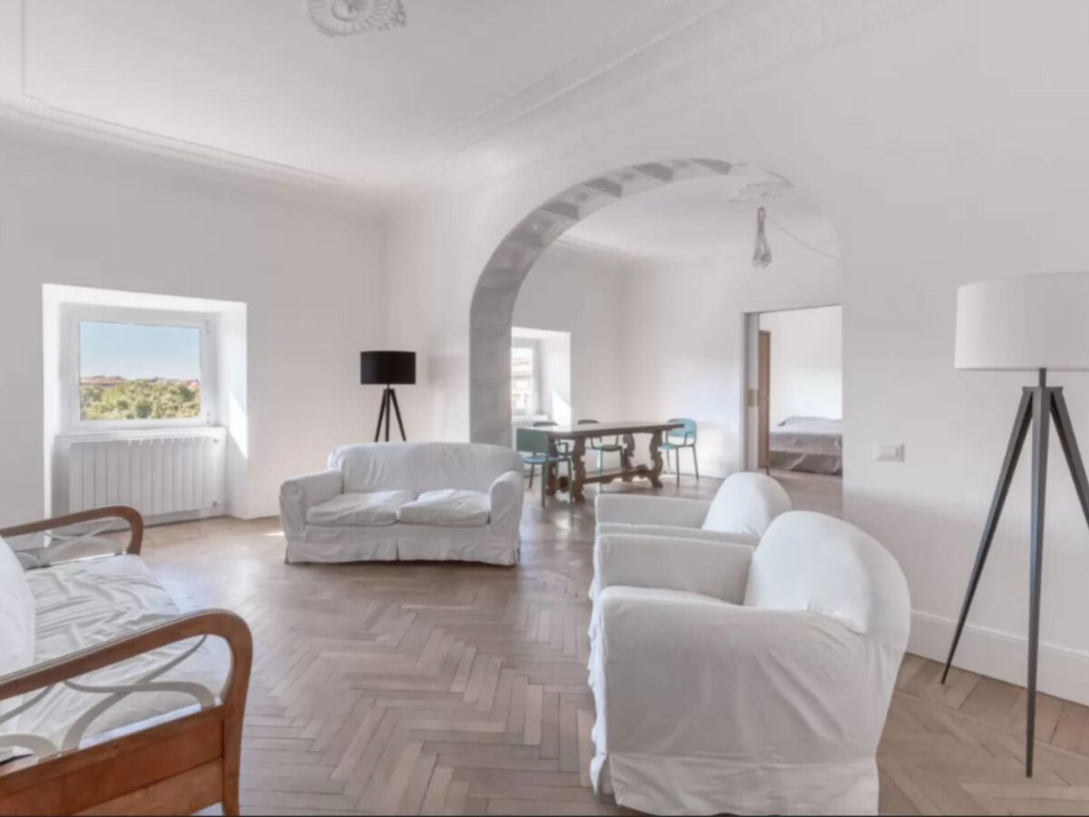 Appartement Conte di Savoia – Vue sur Rome, 90 m² au 6e étage - Photo 1