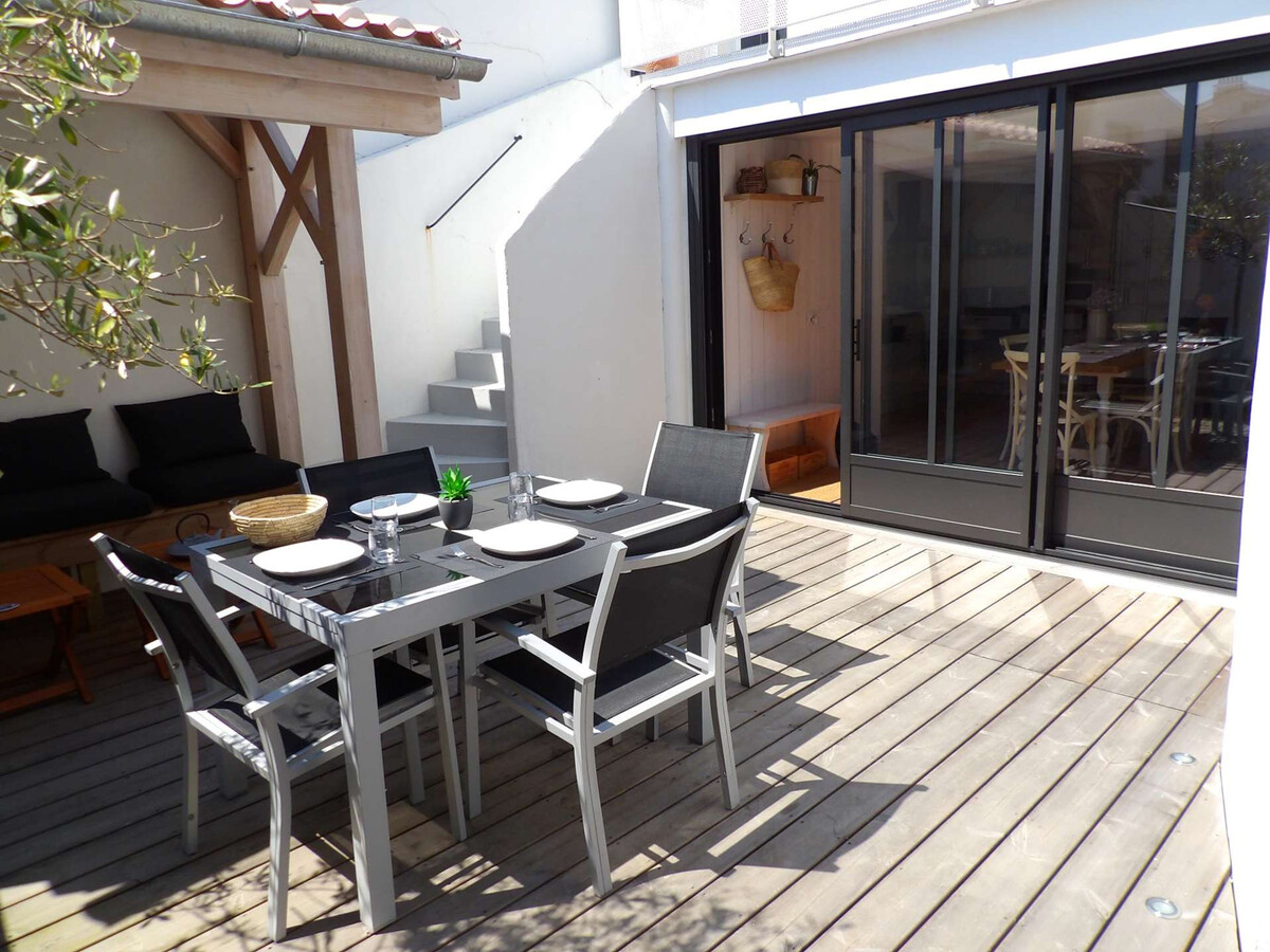 Maison rénovée Saint-Gilles-Croix-de-Vie, terrasse Sud-Ouest - Photo 1