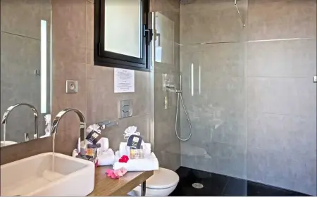Villa moderne 2 chambres, piscine privée et vue mer à Olmeto : photo 29