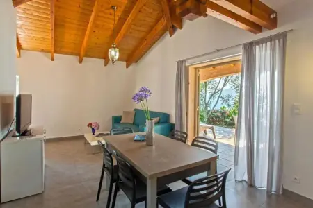 Maison avec piscine partagée et vue mer à Olmeto, 4 pers. : photo 4