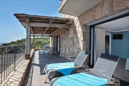 Appartement vue mer avec piscine partagée à Olmeto : photo 4
