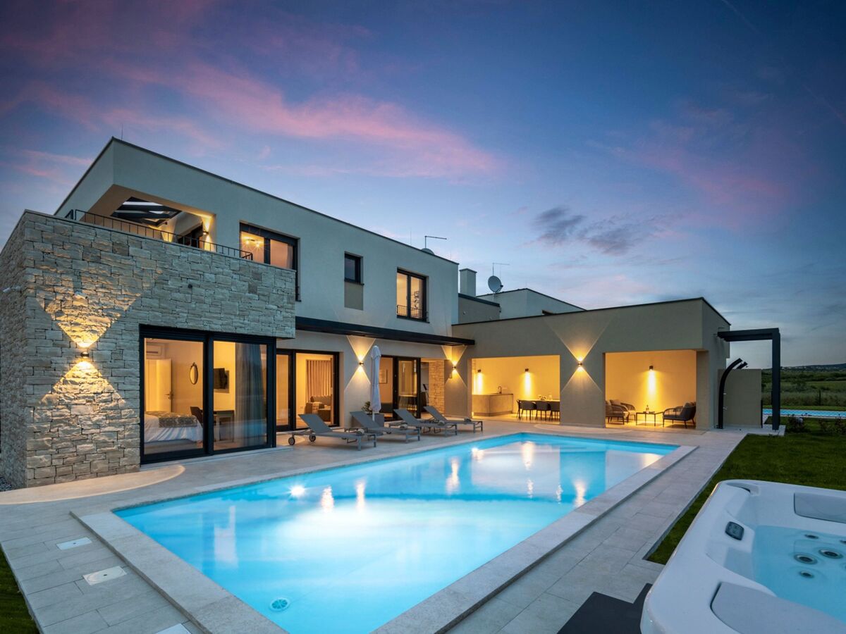 Villa Stella - 10 pers., piscine chauffée privée - Photo 1