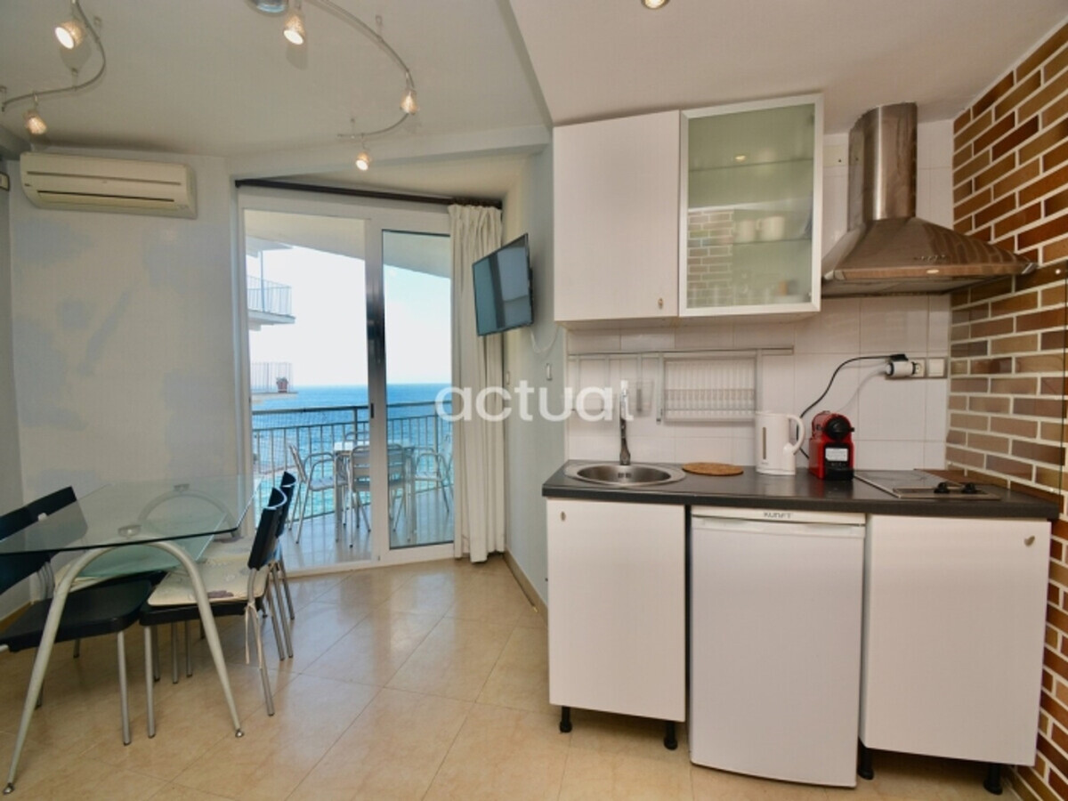 Appartement vue mer, 1 chambre, balcon, 11e étage - Photo 2