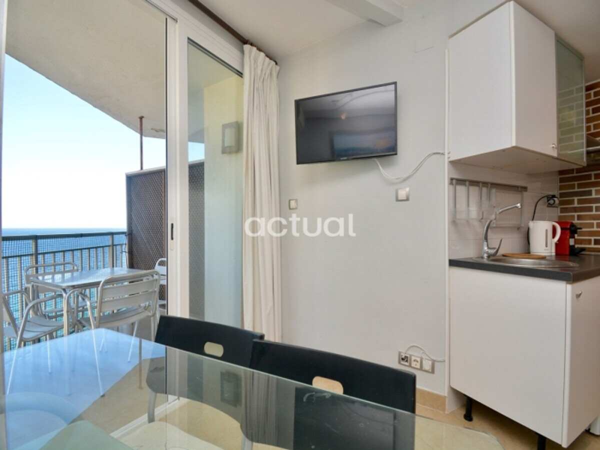 Appartement vue mer, 1 chambre, balcon, 11e étage - Photo 4