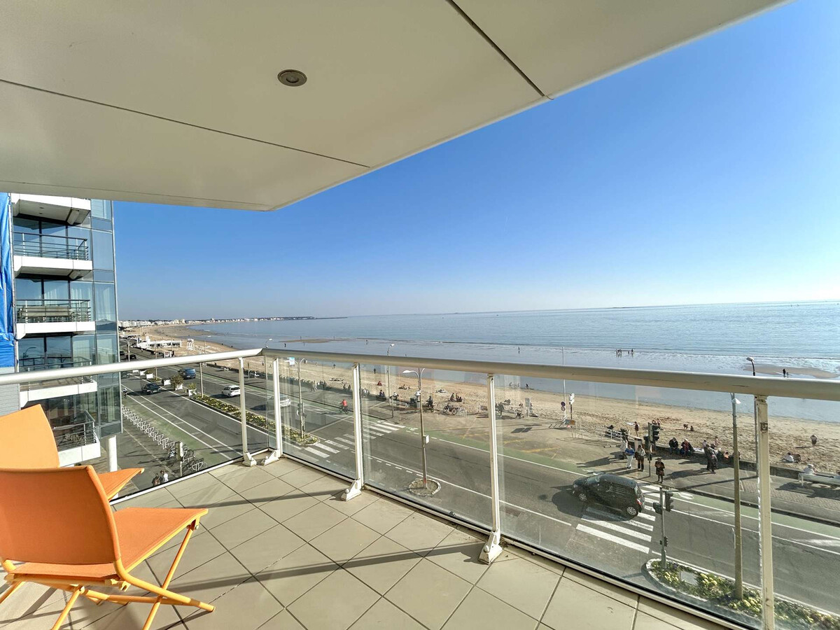 Appartement 2 chambres, 2 terrasses à 10 m de la plage - Photo 6