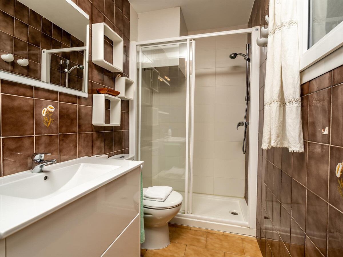 Appartement rénové plage Las Marinas, piscine et terrasse - Photo 12