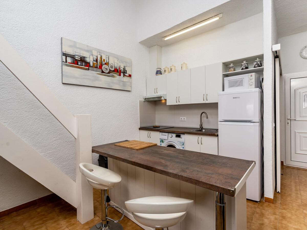 Appartement rénové plage Las Marinas, piscine et terrasse - Photo 15