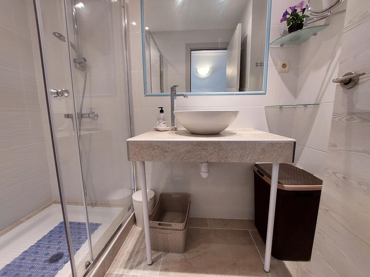 Appartement 4 pers. avec piscine et accès direct plage à Denia - Photo 10