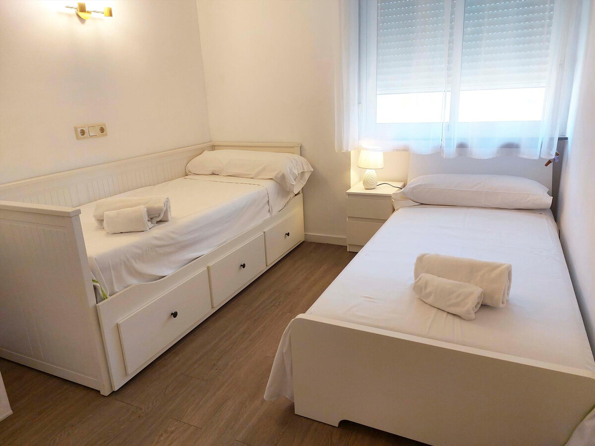 Appartement 4 pers. avec piscine et accès direct plage à Denia - Photo 13