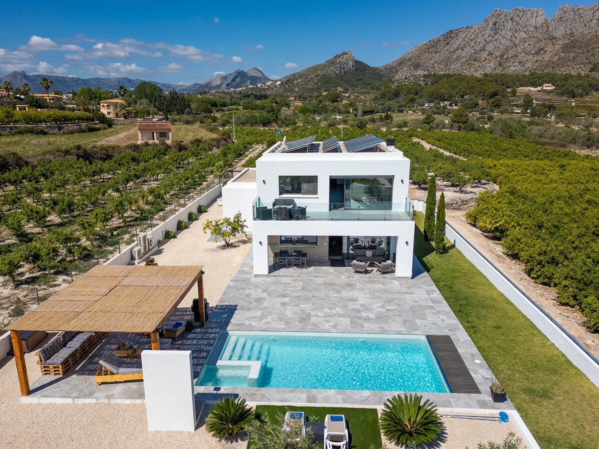 Villa Azahar : 10 pers., piscine privée, 10 000 m² d'orangers - Photo 1
