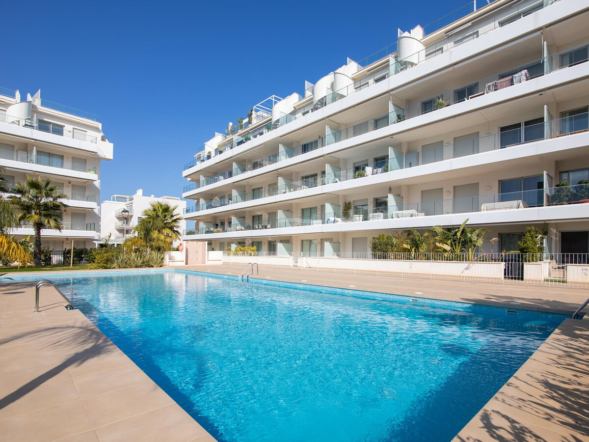 Marina Real - Appartement moderne face à la piscine, Denia - Photo 1