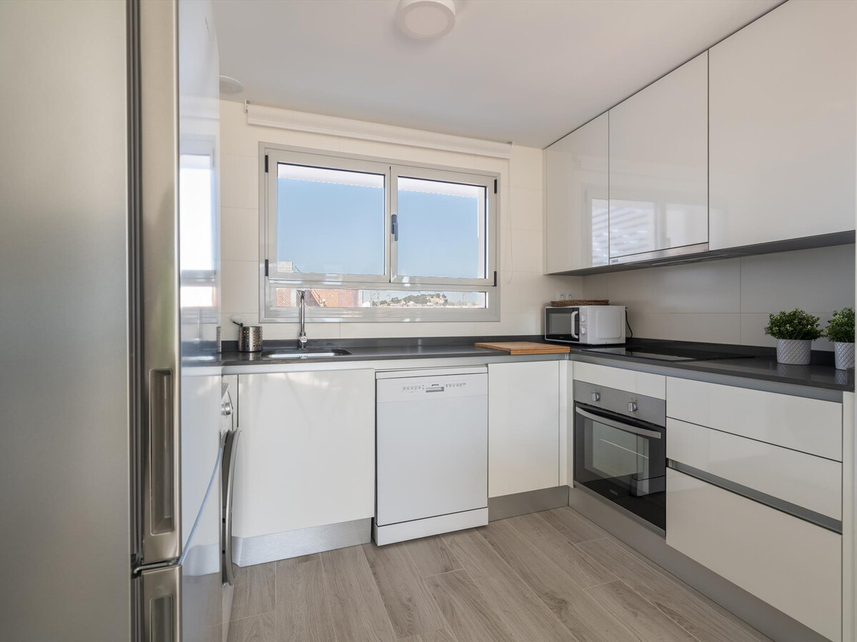 Marina Real - Appartement moderne face à la piscine, Denia - Photo 10