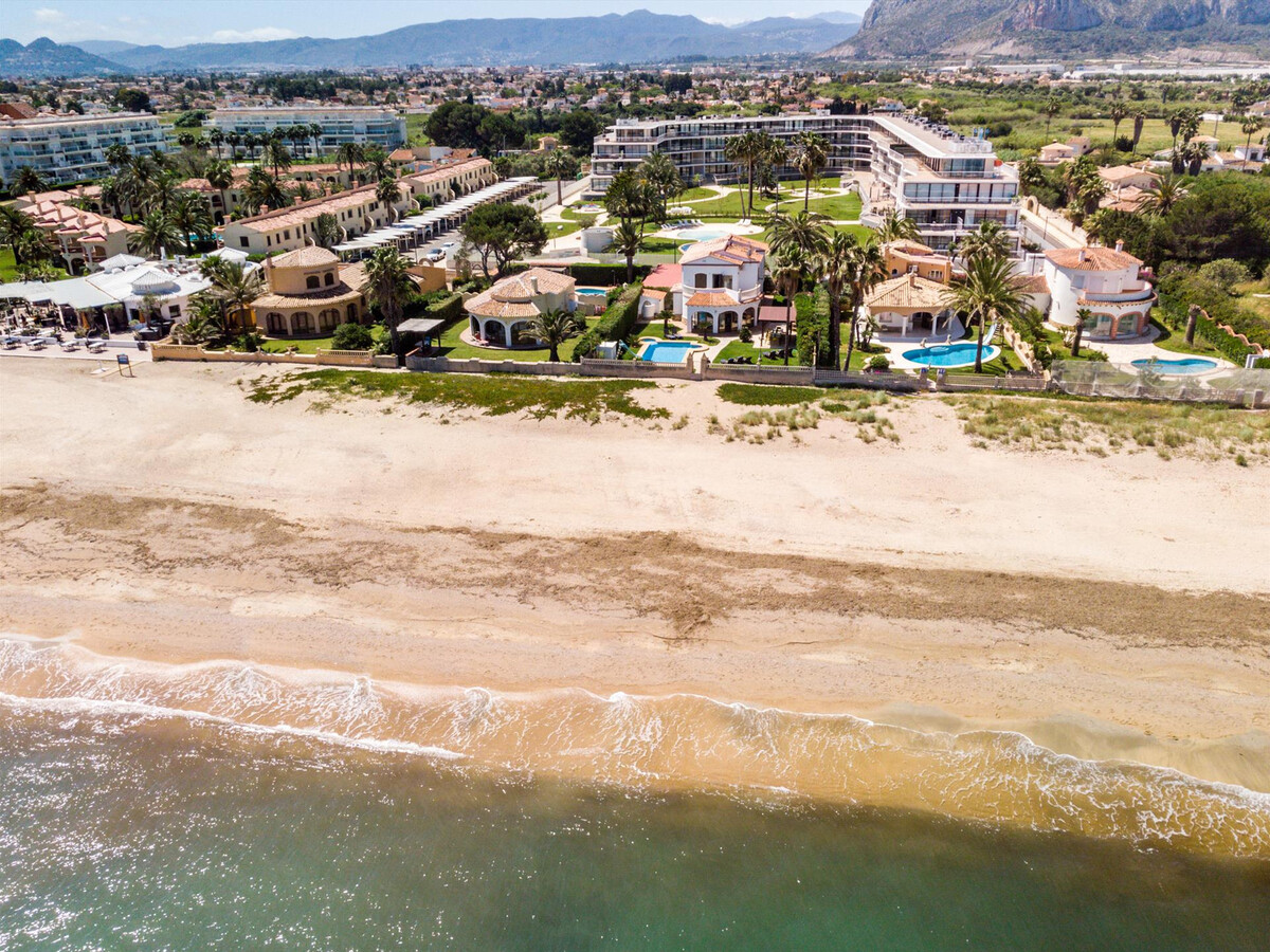 Villa Charlie front de mer à Dénia, 12 pers, accès plage privé - Photo 2