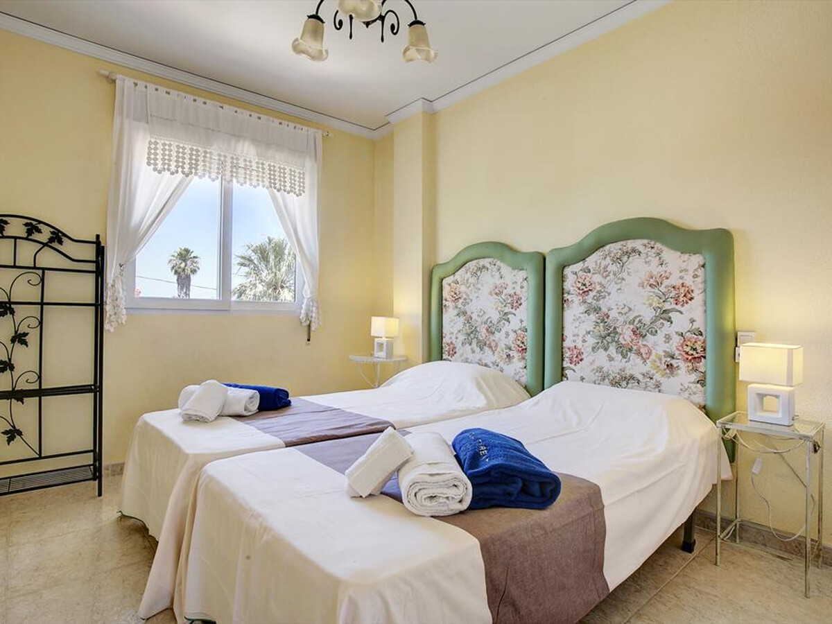 Maison 6 pers avec jardin privé et piscine, plage à 5 min - Photo 18