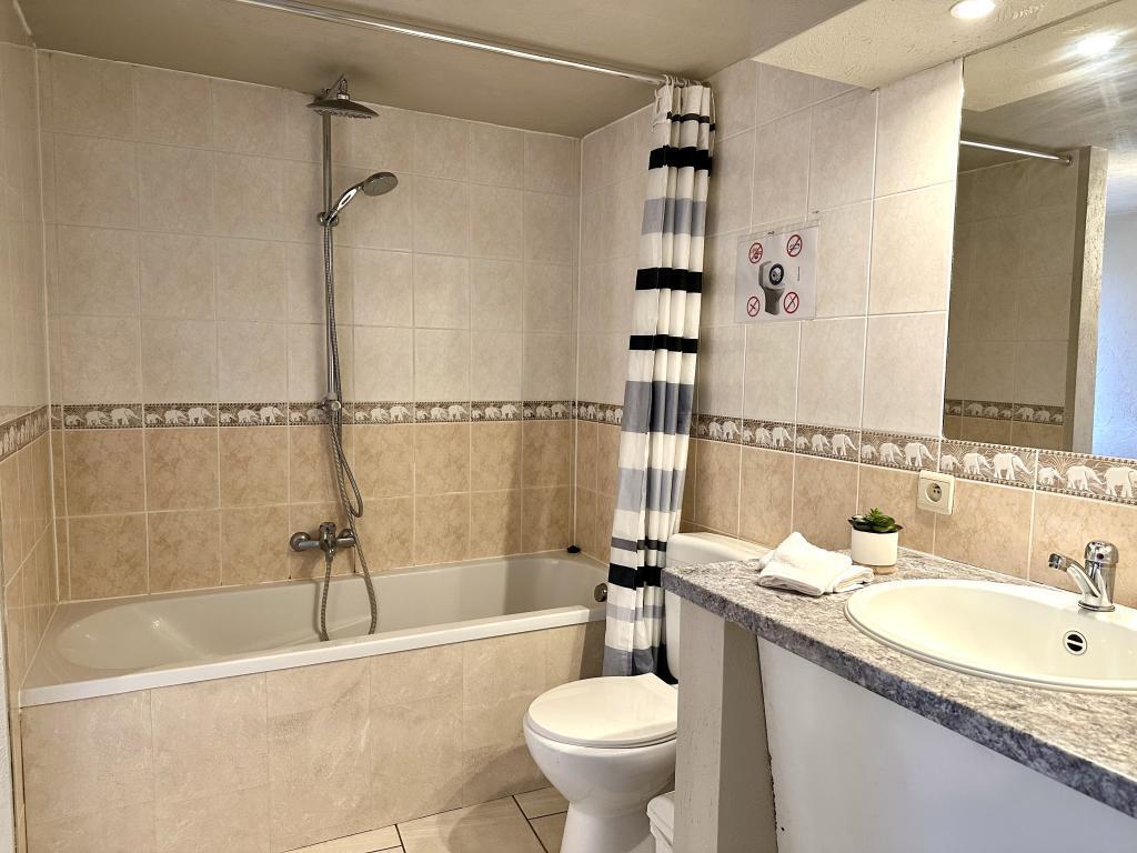 Le GitAnne : maison 15 pers. avec piscine couverte - Photo 27