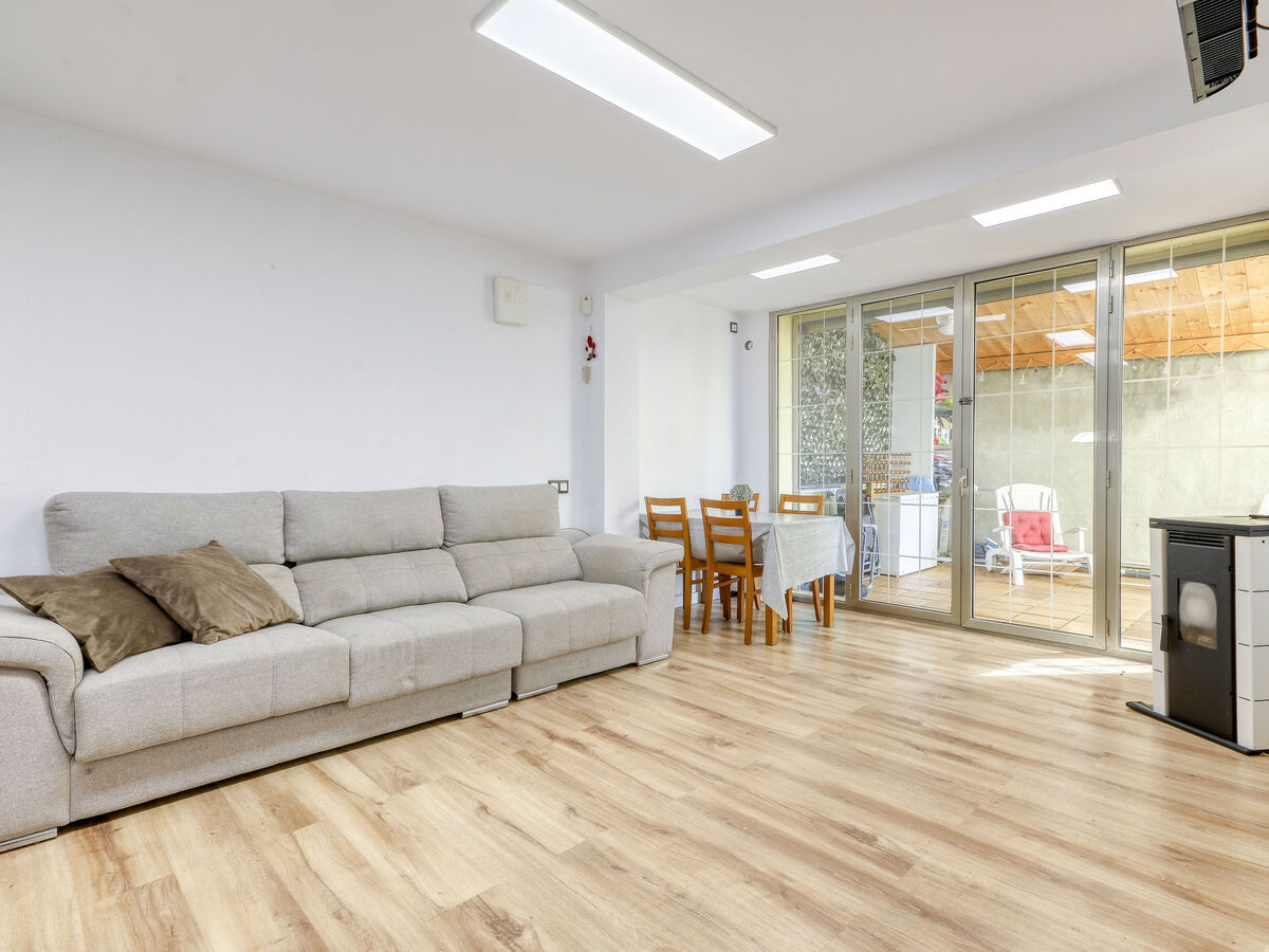 Maison Delfín – 4 chambres, piscine et vue canal à Empuriabrava - Photo 3