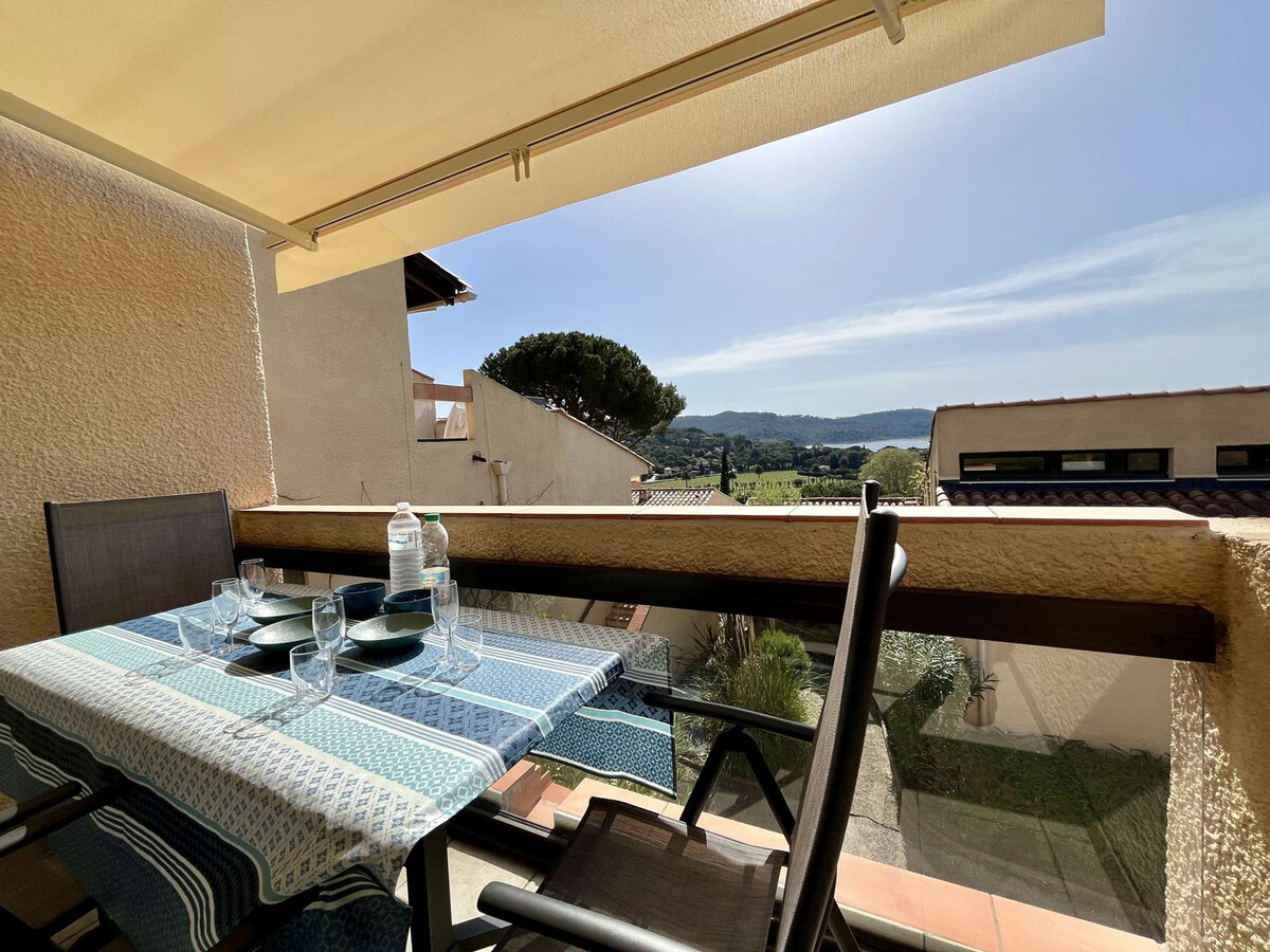Appartement 1 chambre, terrasse vue mer à La Croix-Valmer - Photo 2