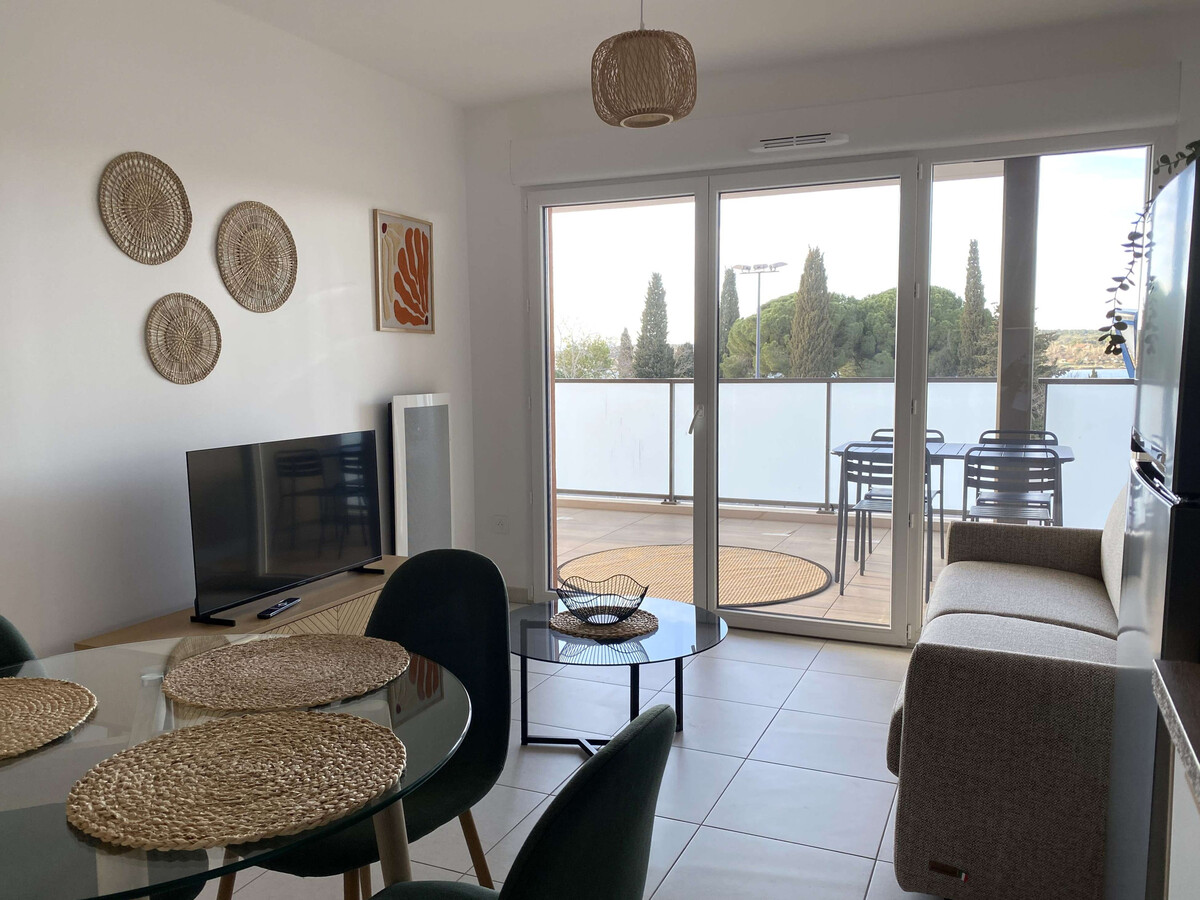T2 Balaruc-les-Bains avec terrasse vue étang de Thau - Photo 3