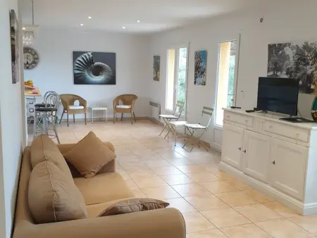 Maison 6 pers. dans les oliviers à 500 m d'Aups : photo 3