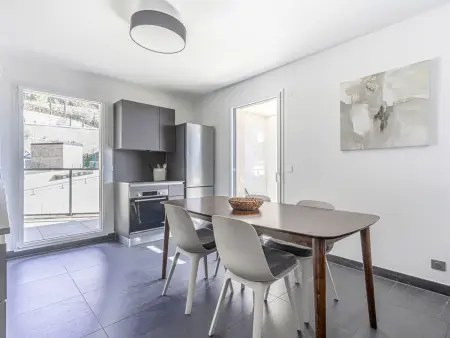 Apt 3 pièces Eze avec vue mer et 2 balcons : photo 10