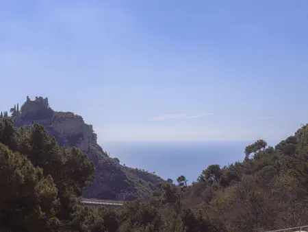 Apt 3 pièces Eze avec vue mer et 2 balcons : photo 31