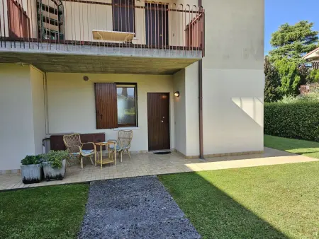 Apt 2 pièces Sole del Garda à Lazise, accès piscine : photo 17