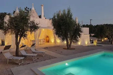 Location maison à Ostuni, Trullo en Puglia avec piscine privée