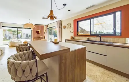 Maison 10 pers. avec piscine et aire de jeux à Eyragues : photo 7