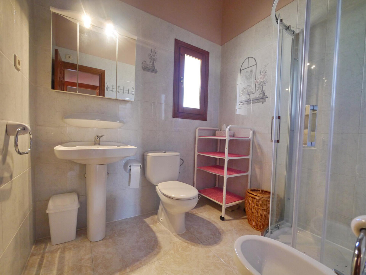 Villa 6 pers. piscine privée, à 1 km plage Calp - Photo 24
