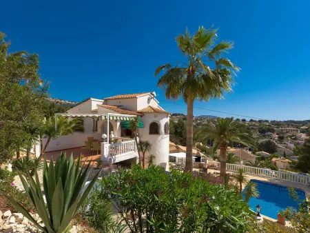 Villa classique avec piscine privée, jardin et climatisation à Benissa : photo 2