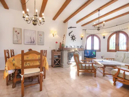 Villa classique avec piscine privée, jardin et climatisation à Benissa : photo 10