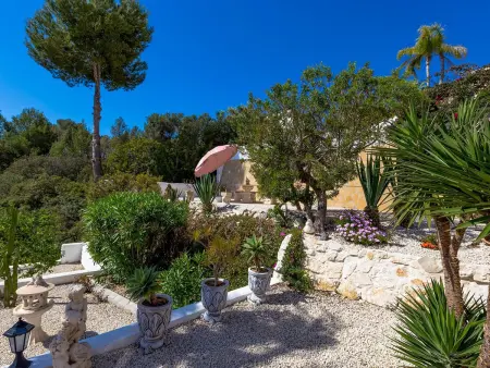 Villa classique avec piscine privée, jardin et climatisation à Benissa : photo 18