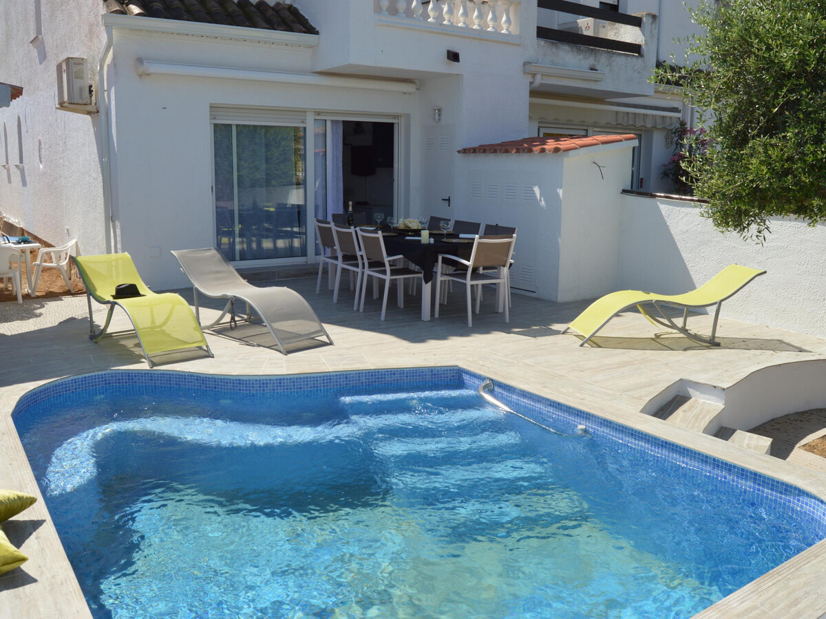 Maison 8 pers. avec piscine, amarre et cuisine d'été à Empuriabrava - Photo 5