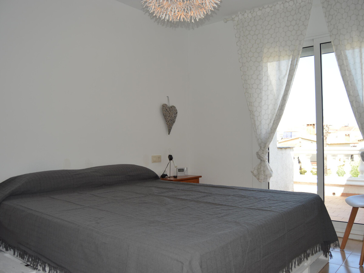 Maison 8 pers. avec piscine, amarre et cuisine d'été à Empuriabrava - Photo 27