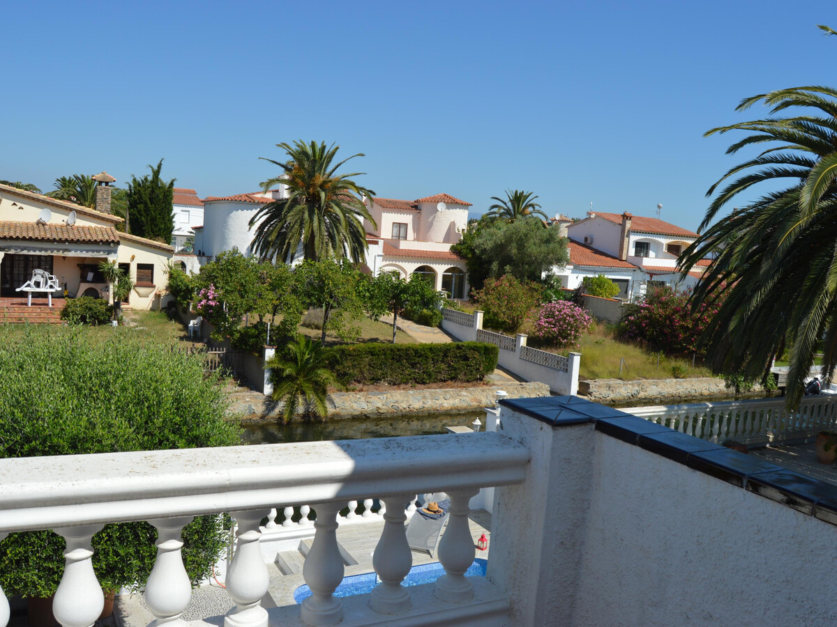 Maison 8 pers. avec piscine, amarre et cuisine d'été à Empuriabrava - Photo 30