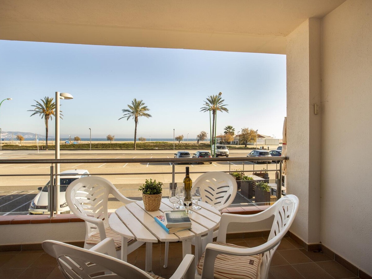 Appartement 2 chambres face à la mer, terrasse, parking - Photo 3