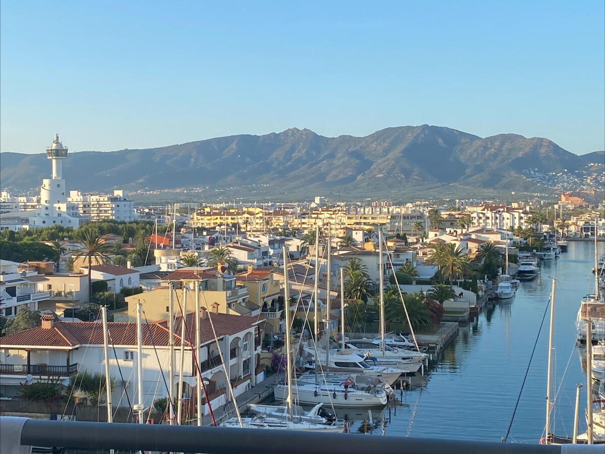Duplex moderne 50m de la plage à Empuriabrava - Photo 28
